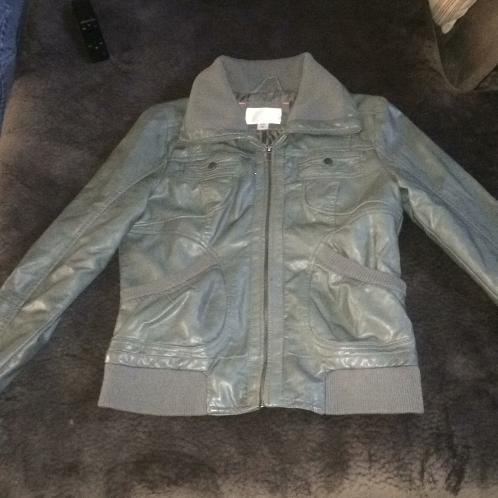 Women’s Leather Jacket